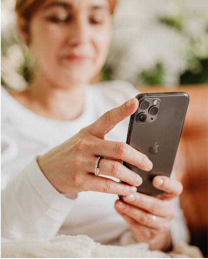 Secure mobile transaction tracking on PayinGlobal